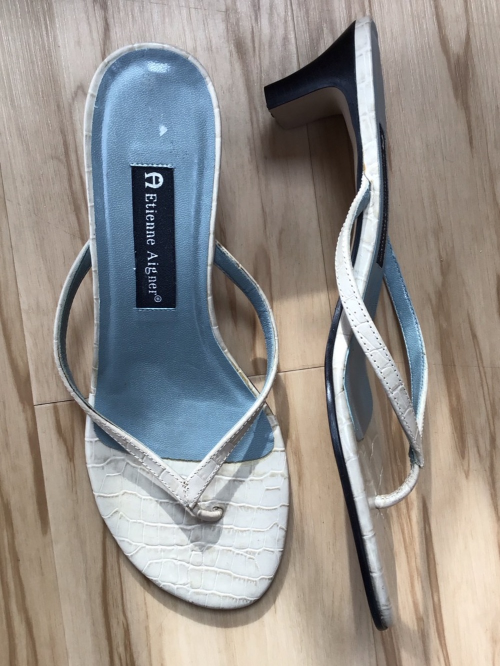 Etienne Aigner Island Cream Crocodile Embossed Thong Heeled Leather Sandals 9M